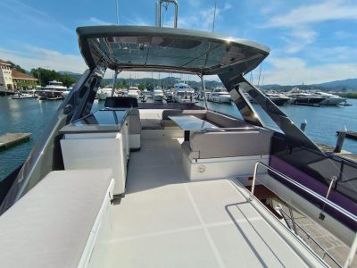 FERRETTI 670 2020