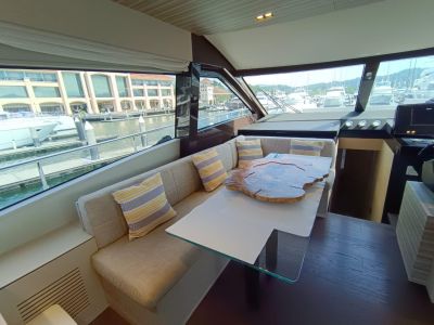 FERRETTI 670 2020