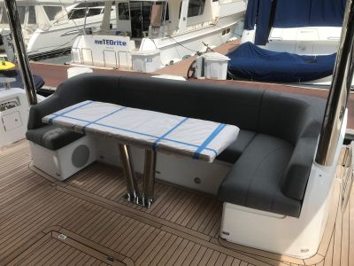 SUNSEEKER 70 2021